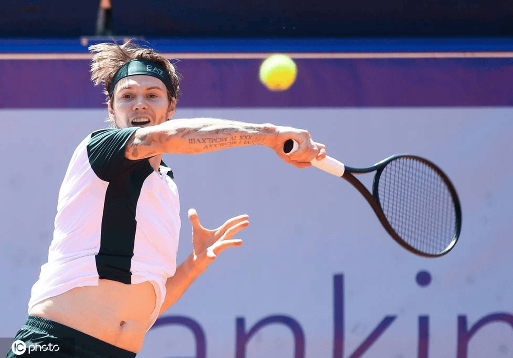 ATP总决赛力克年终总决赛，鲁德刷新纪录