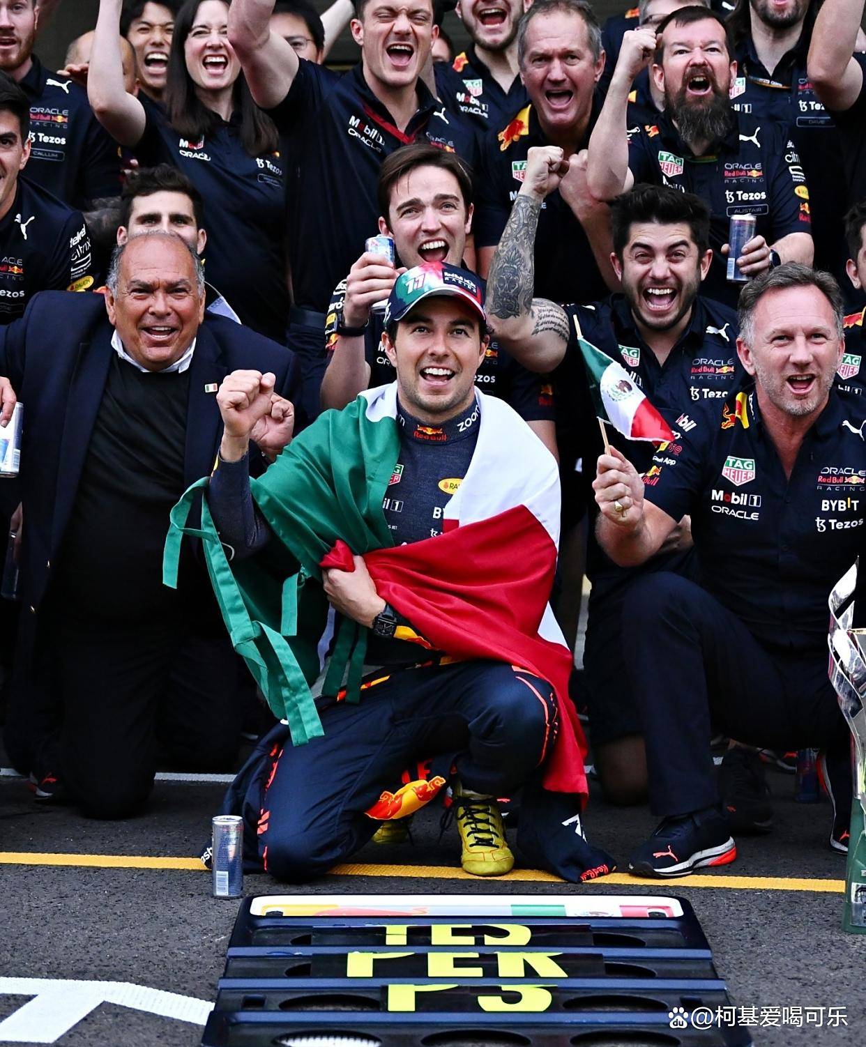 阿斯顿马丁逆转红牛二队，佩雷兹状态火热
