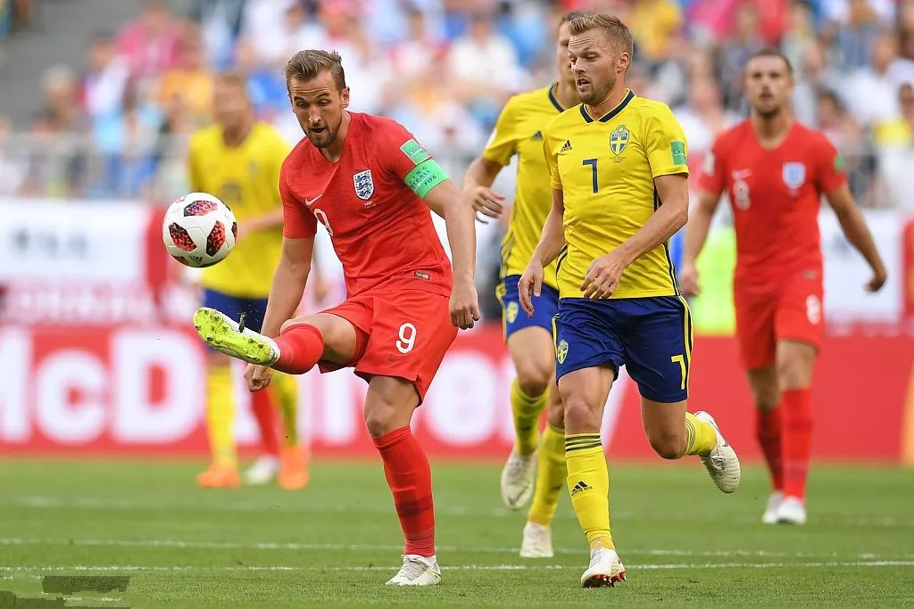 英格兰队翻盘瑞典队，许昕带队取胜