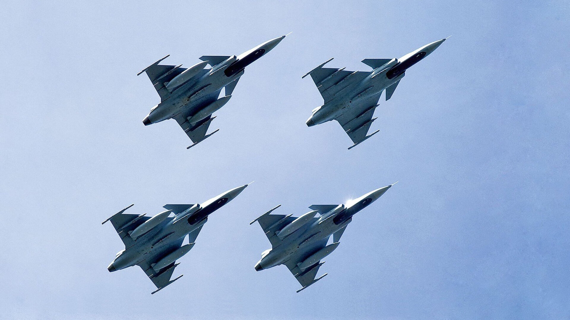 当黄蜂的毒刺蛰痛蓝黑巨象，意甲平民革命与秩序裂痕