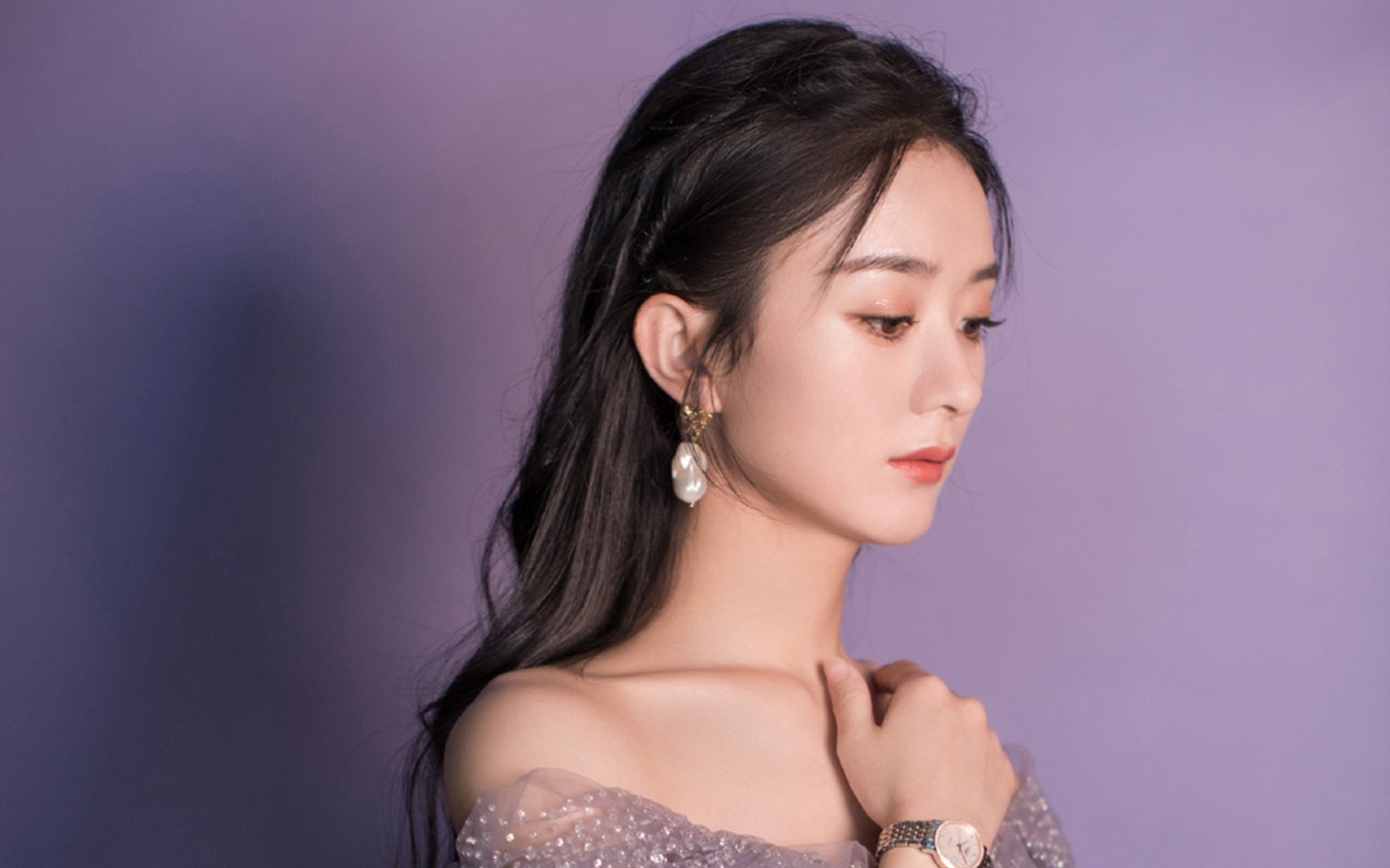 西甲王者到意甲传奇,本泽马的绿茵史诗,在意甲赛场写下崭新篇章