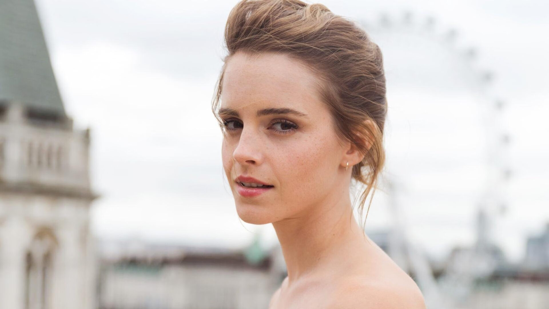 阿森纳用库尔图瓦级存在感，为那不勒斯奏响节奏的安魂曲