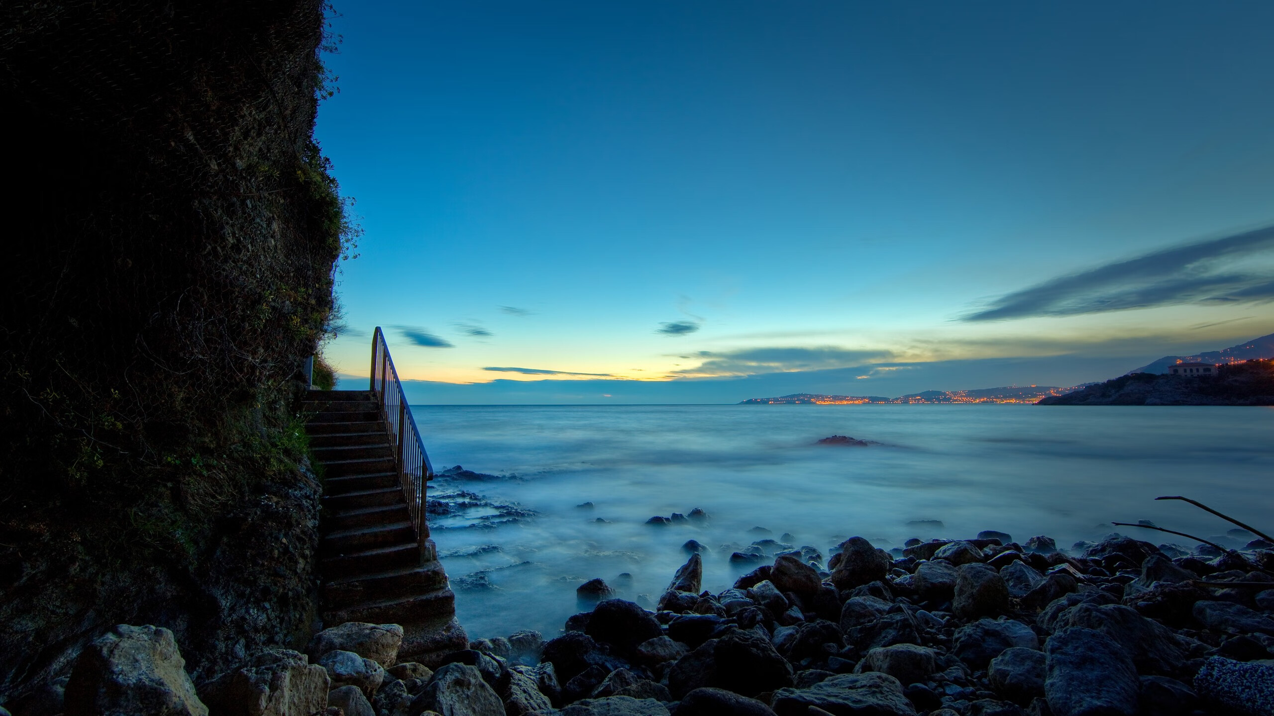 闪耀！格纳布里欧冠决赛夜三连击破局